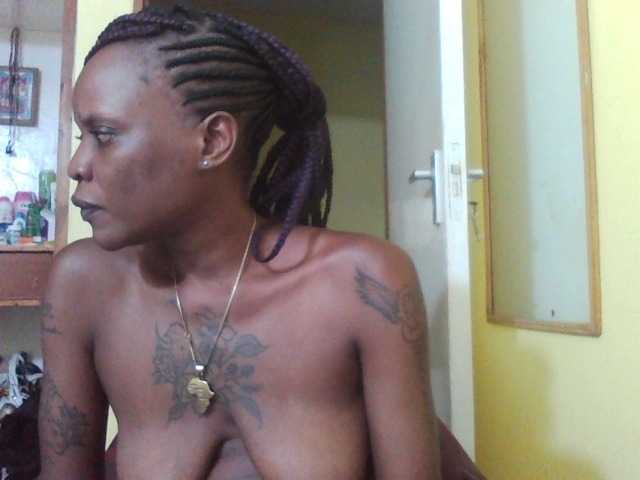 Live sex webcam photo for Princessmiles #277869223