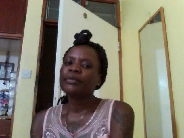 Live sex webcam photo for Princessmiles #280694541