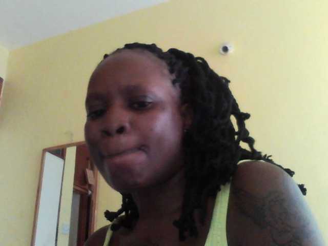 Live sex webcam photo for Princessmiles #291317133