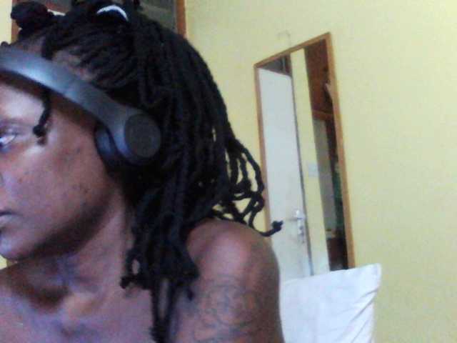 Live sex webcam photo for Princessmiles #291366166