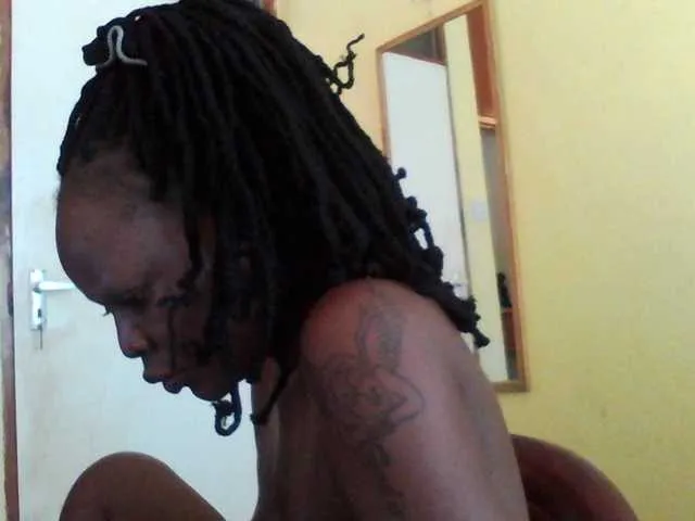 Live sex webcam photo for Princessmiles #291458808