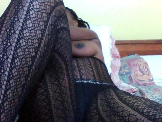 Live sex webcam photo for Princessmiles #291637766