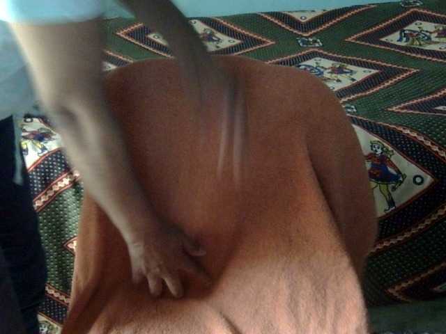 Live sex webcam photo for Priya10 #277861049