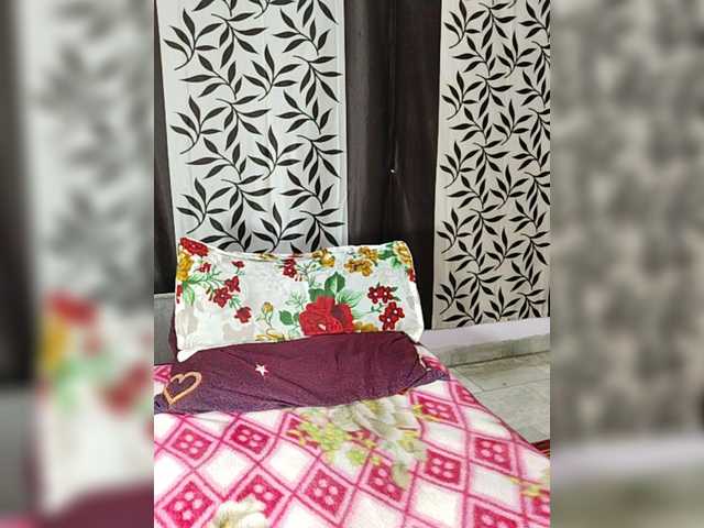 Live sex webcam photo for Priyaverma111 #277200745