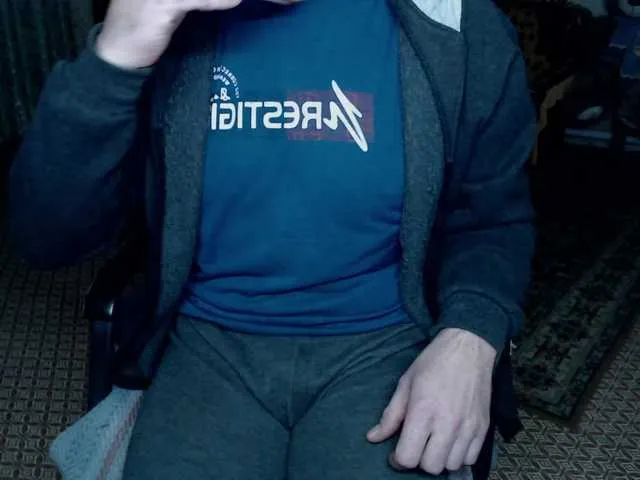 Live sex webcam photo for Promitei9 #290863103