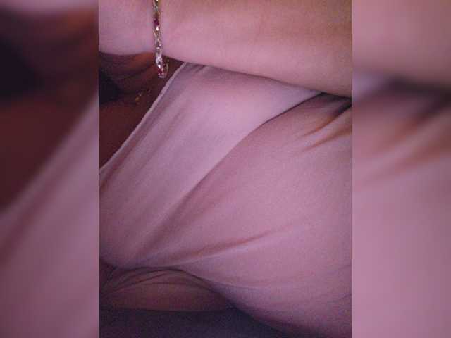 Live sex webcam photo for Prurient-Gem #271932490