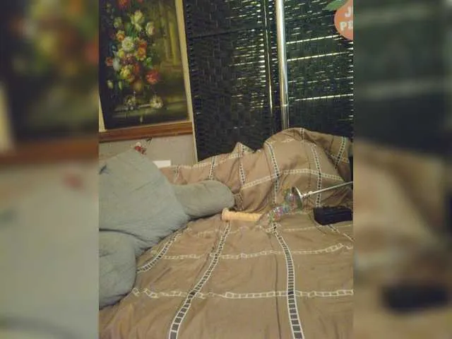 Live sex webcam photo for Prurient-Gem #273614967