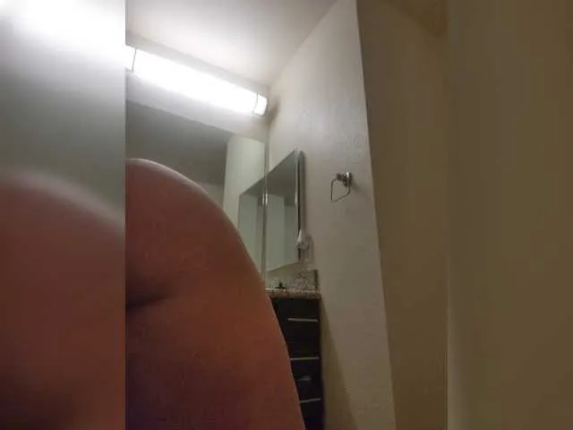 Live sex webcam photo for Prurient-Gem #273900062