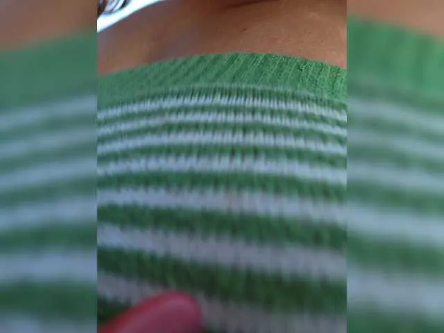 Live sex webcam photo for Prurient-Gem #274375991