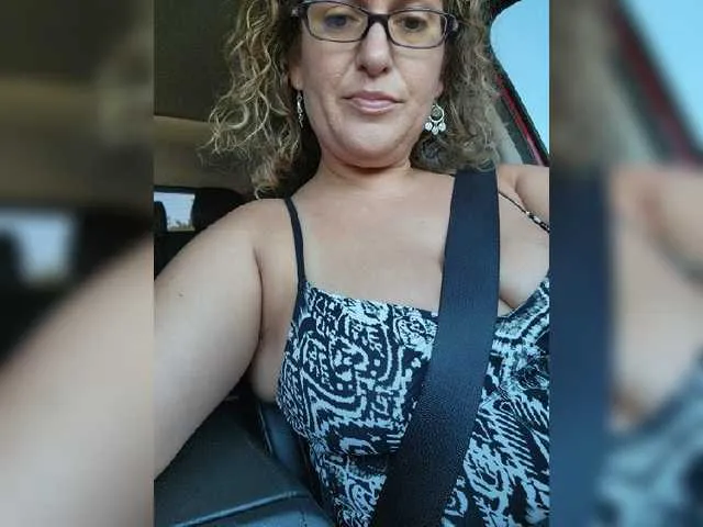 Live sex webcam photo for Prurient-Gem #275687782