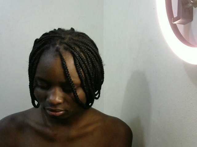 Live sex webcam photo for Purity005 #276718302