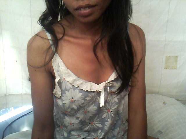 Live sex webcam photo for Pussy01lips #273711456