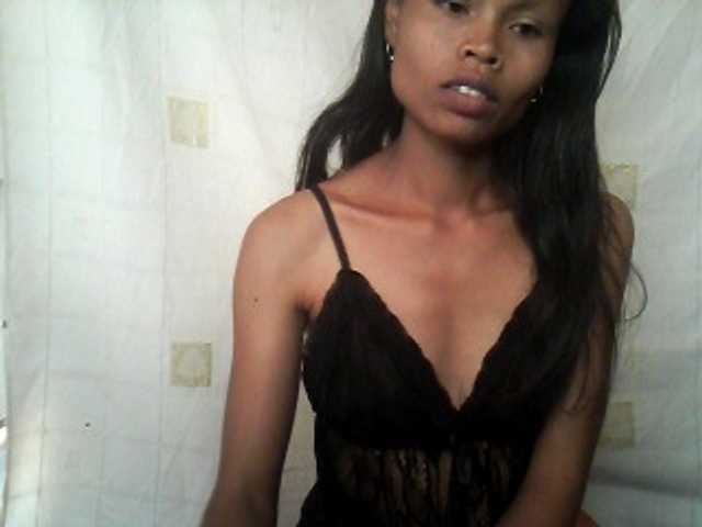 Live sex webcam photo for Pussy01lips #273729908