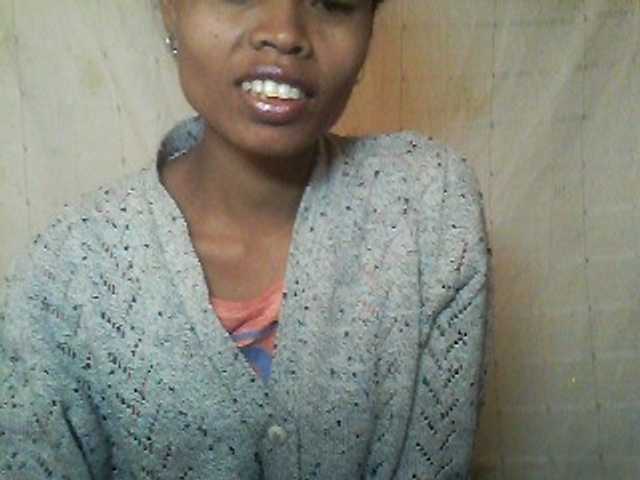 Live sex webcam photo for Pussy01lips #273991082