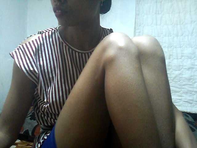 Live sex webcam photo for Pussy01lips #274328050