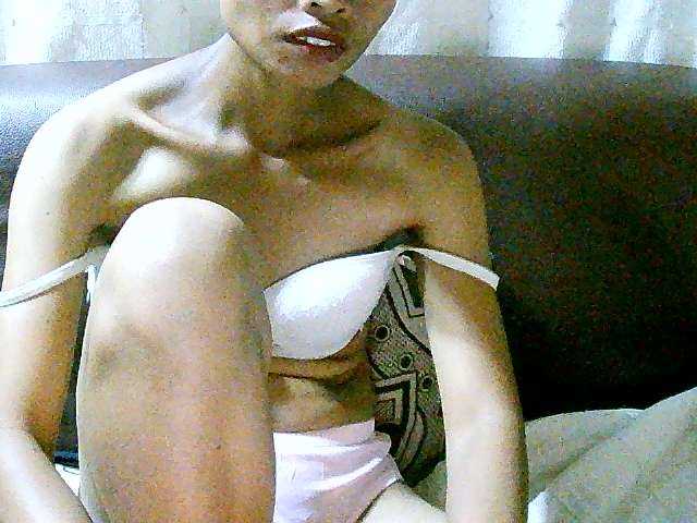 Live sex webcam photo for Pussy01lips #277465842