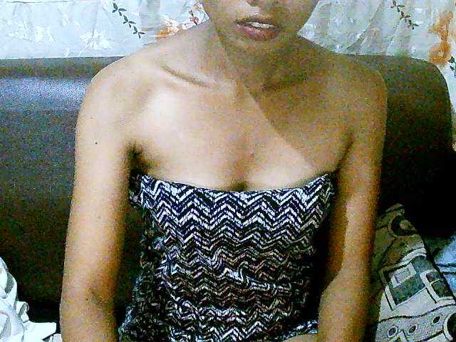 Live sex webcam photo for Pussy01lips #277699991