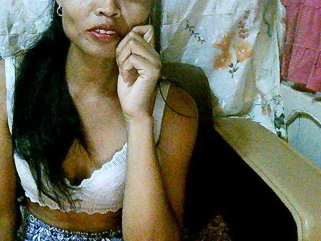 Live sex webcam photo for Pussy01lips #277722649