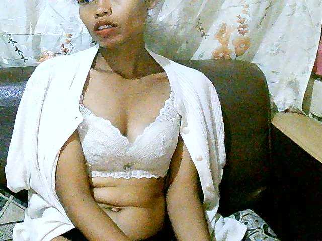 Live sex webcam photo for Pussy01lips #277726035