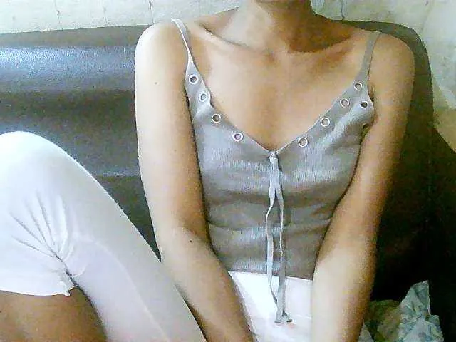 Live sex webcam photo for Pussy01lips #277851501