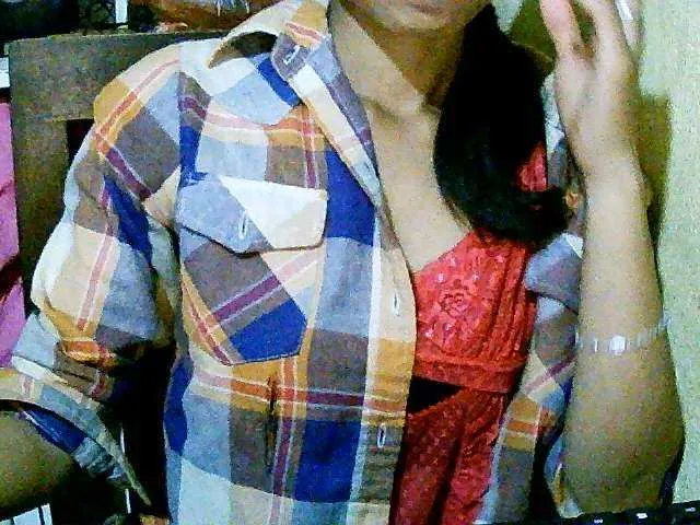 Live sex webcam photo for Pussy01lips #278275779