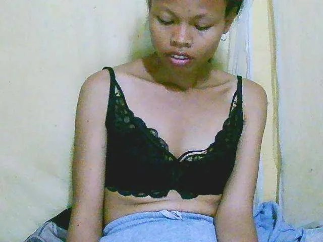 Live sex webcam photo for Pussy01lips #282420807