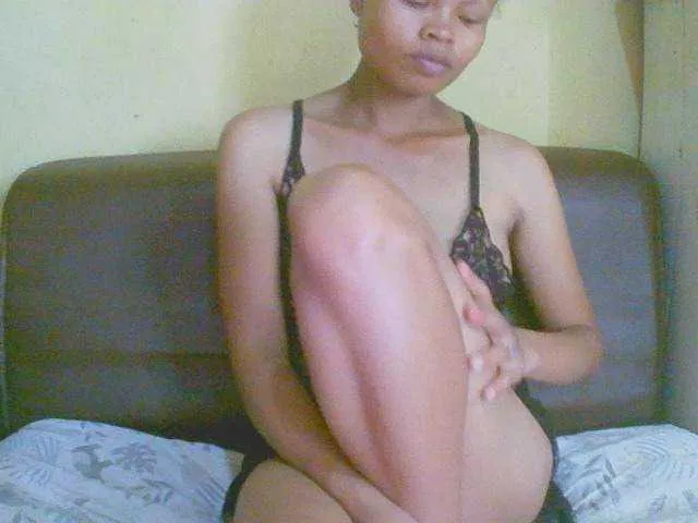 Live sex webcam photo for Pussy01lips #290174772