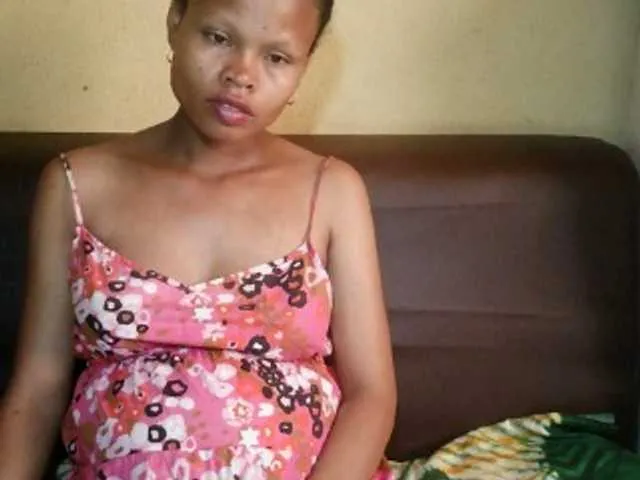 Live sex webcam photo for Pussy01lips #290327447