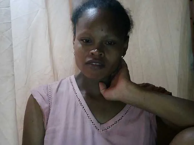 Live sex webcam photo for Pussy01lips #290385079