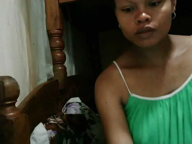 Live sex webcam photo for Pussy01lips #290500707