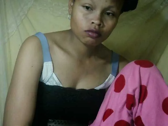 Live sex webcam photo for Pussy01lips #291832076