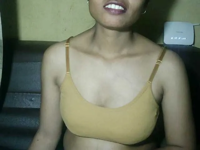 Live sex webcam photo for Pussy01lips #291908987