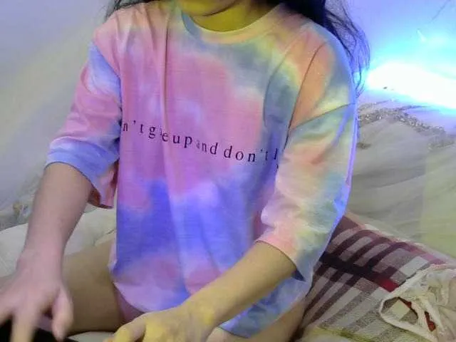 Live sex webcam photo for PussyMaya1 #272652309