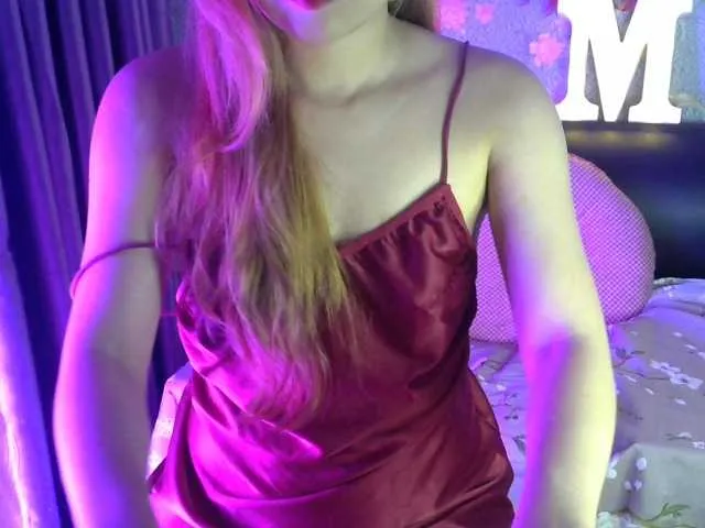 Live sex webcam photo for PussyMaya1 #273263360