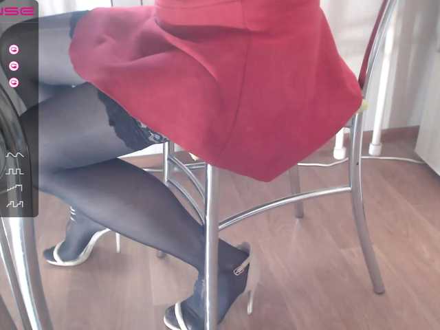 Live sex webcam photo for QQQQ9185 #275726799