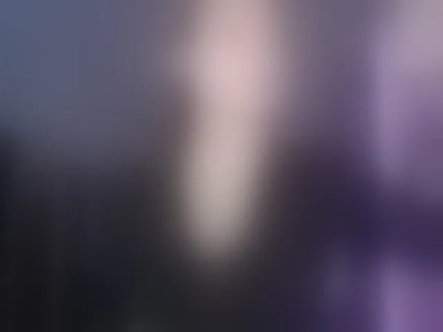 Live sex webcam photo for QWEENII #292704258