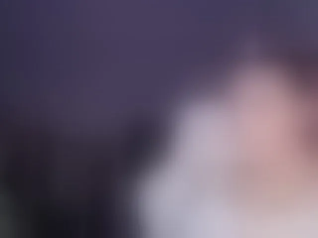 Live sex webcam photo for QWEENII #292783216