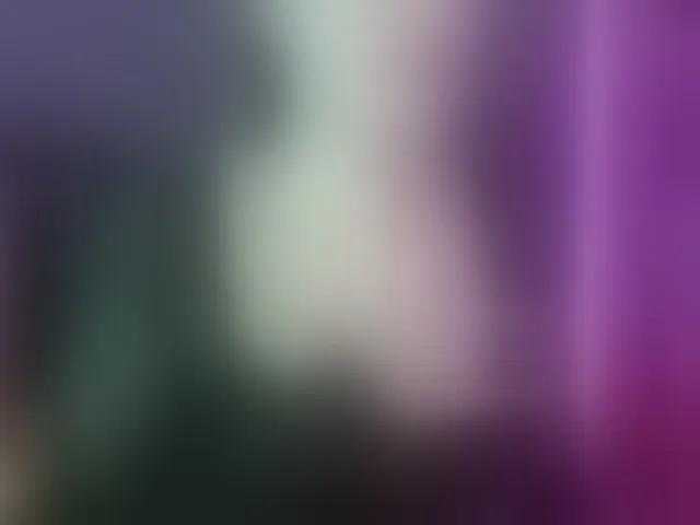 Live sex webcam photo for QWEENII #293078899