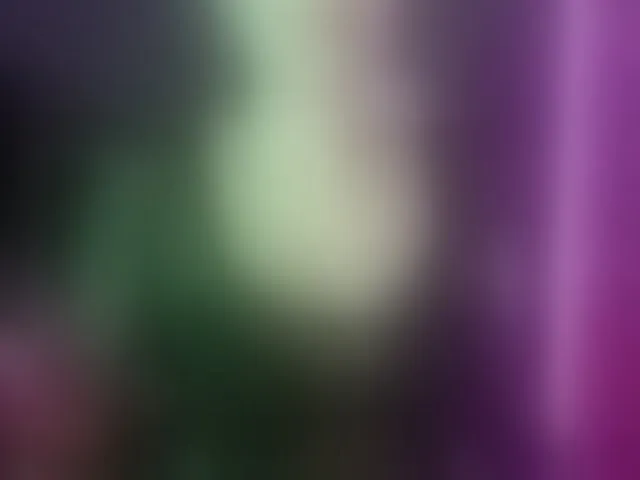 Live sex webcam photo for QWEENII #293080938