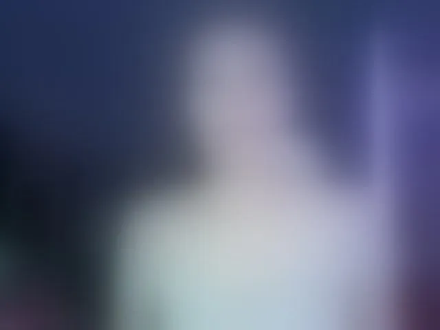 Live sex webcam photo for QWEENII #293149068