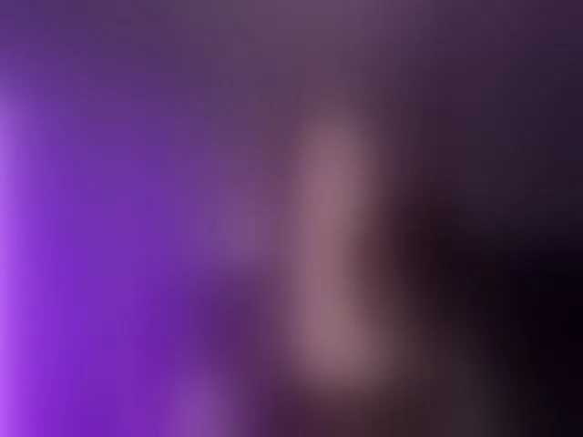 Live sex webcam photo for QWEENII #293676550