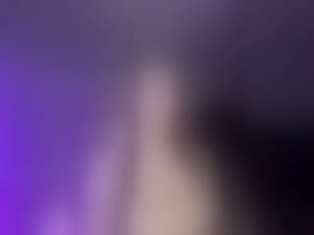 Live sex webcam photo for QWEENII #293712804