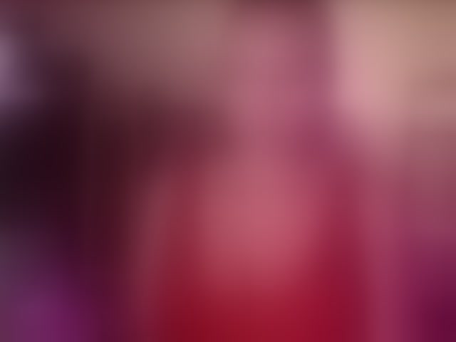 Live sex webcam photo for QWEENII #293957360