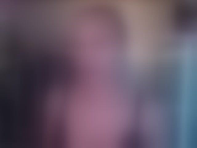 Live sex webcam photo for QWEENII #294097544