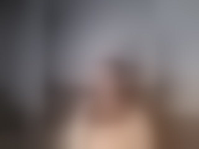 Live sex webcam photo for QWEENII #294158336