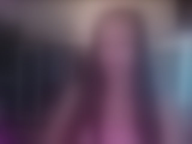 Live sex webcam photo for QWEENII #294168098
