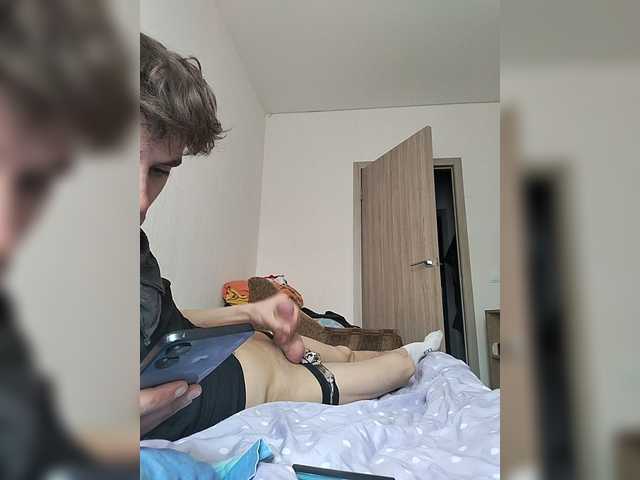 Live sex webcam photo for QWERTclv #290888967