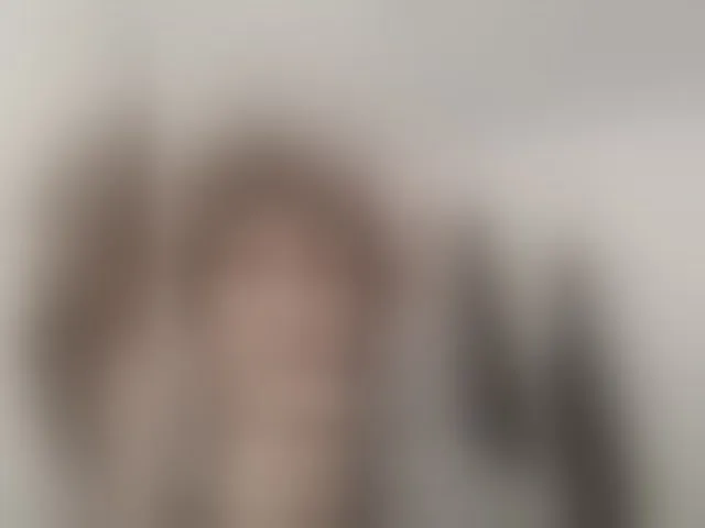 Live sex webcam photo for QWERTclv #292734259