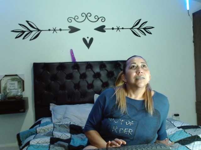 Live sex webcam photo for Queen-Mat #272078603