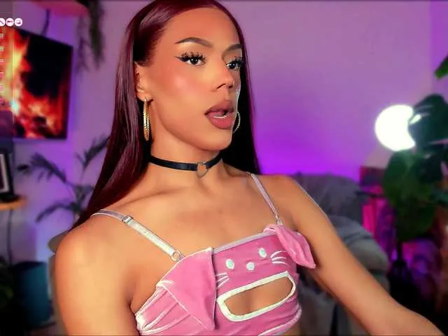 Live sex webcam photo for Queen-Violet #290915783